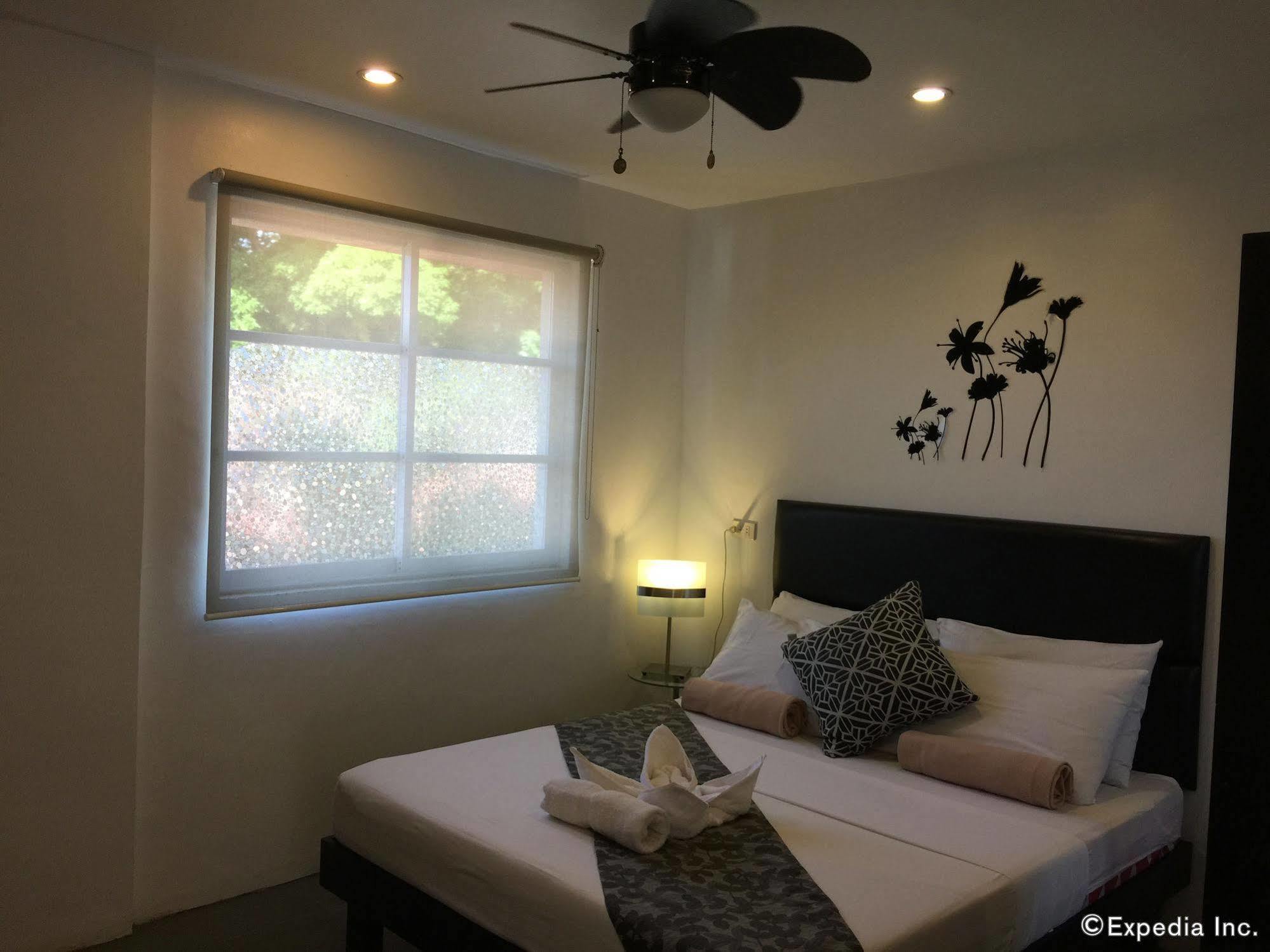 Reddoorz Micasa Lodge Coron Palawan Екстер'єр фото