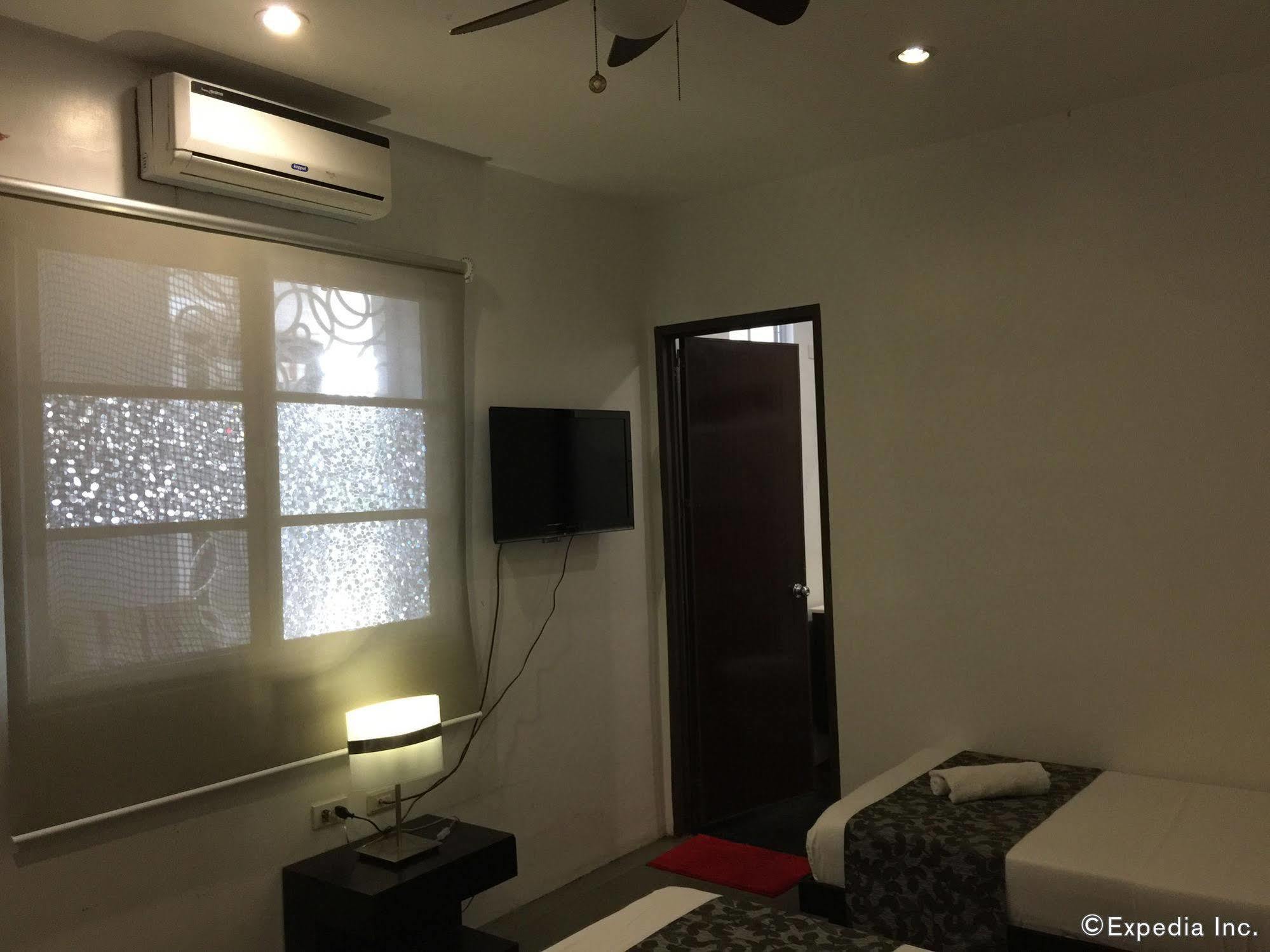 Reddoorz Micasa Lodge Coron Palawan Екстер'єр фото