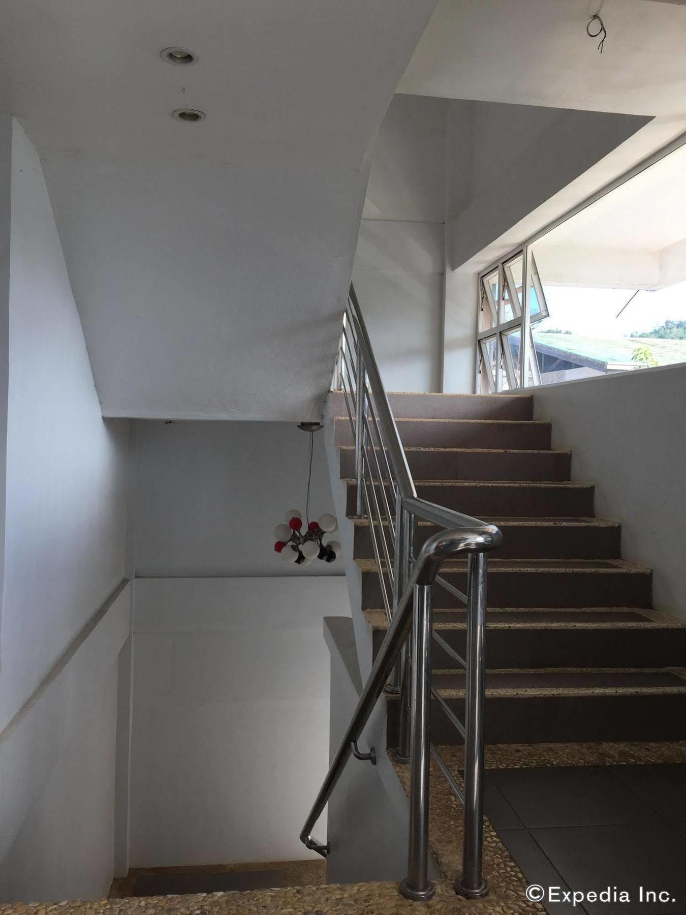 Reddoorz Micasa Lodge Coron Palawan Екстер'єр фото